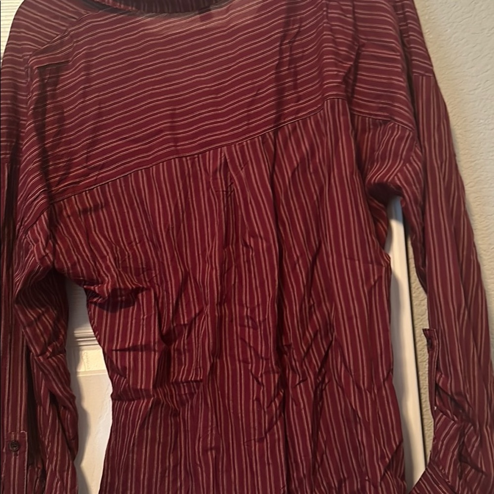 blouse - Picture 2 of 2